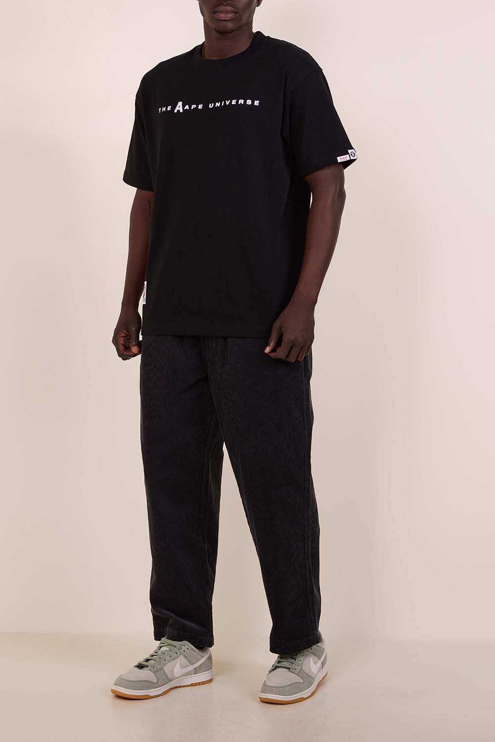 חולצת טי בגזרה רגילה